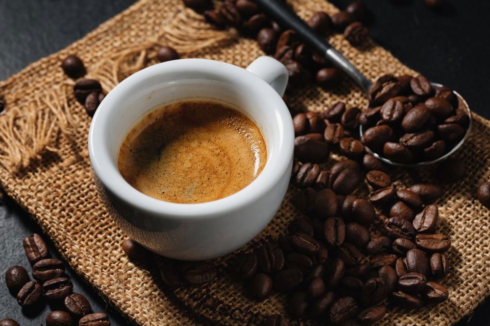 قهوة الاماراتيه بن برازيلي بالهيل 1كيلو